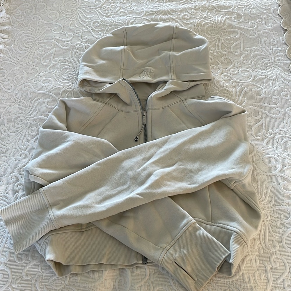 Lululemon Scuba Full-Zip Cropped Hoodie